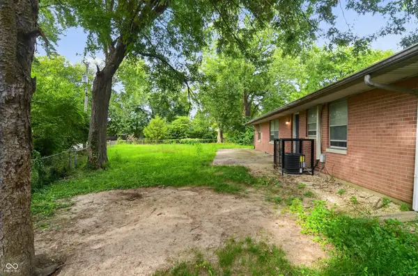 4110 Mellis Court, Indianapolis, IN 46235