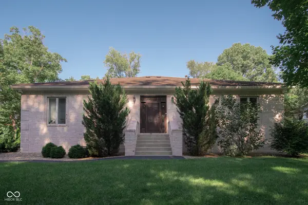 11833 Westwood Drive, Carmel, IN 46033