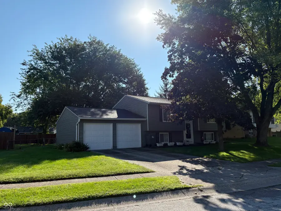 1025 Ridgepointe Drive, Indianapolis, IN 46234 - #2