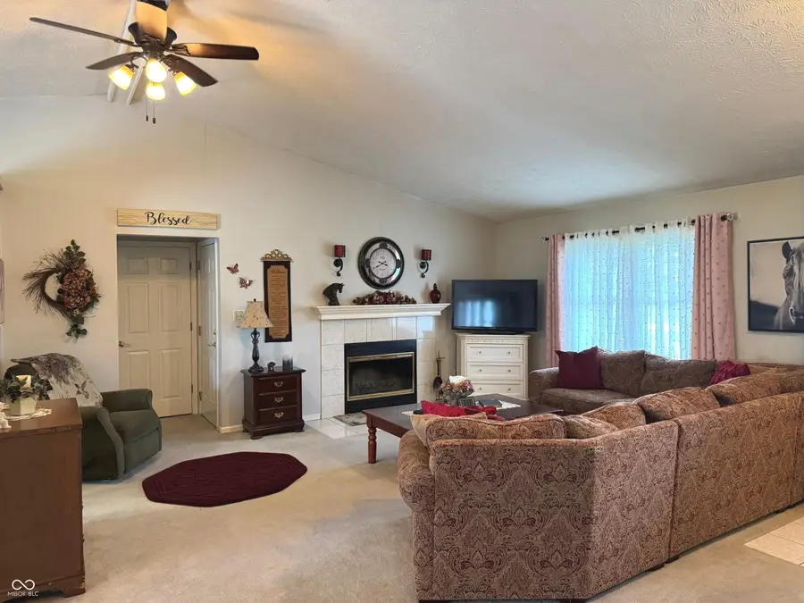 1105 Upland Court W, Mooresville, IN 46158 - #2