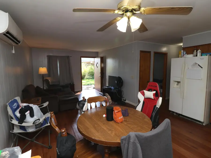409 Waynetown Road, Crawfordsville, IN 47933 - #3