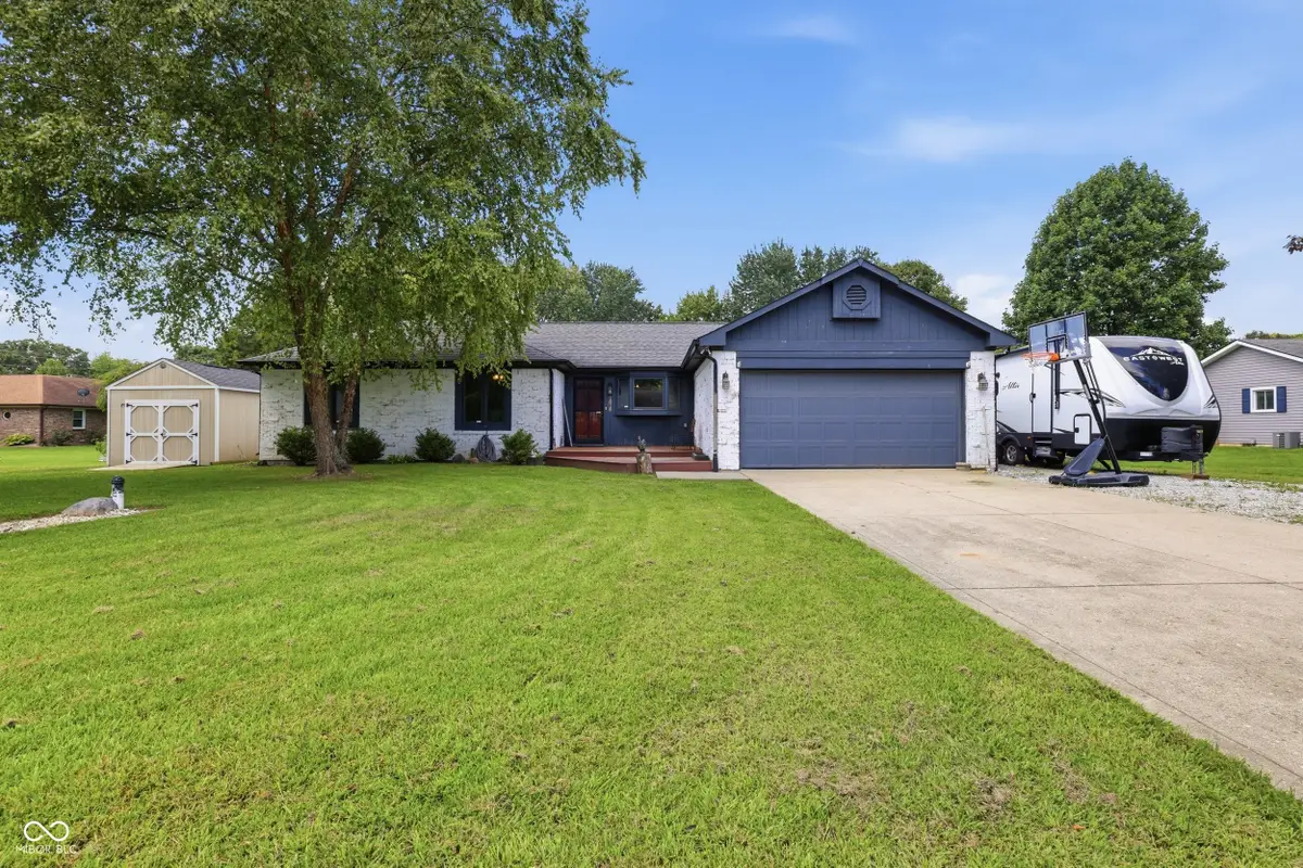 1018 Kingsway Drive, Avon, IN 46123 - #1