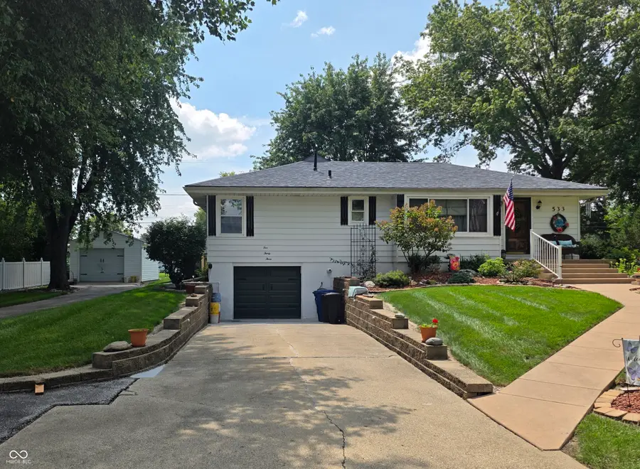 533 Lockerbie Road, Shelbyville, IN 46176 - #2