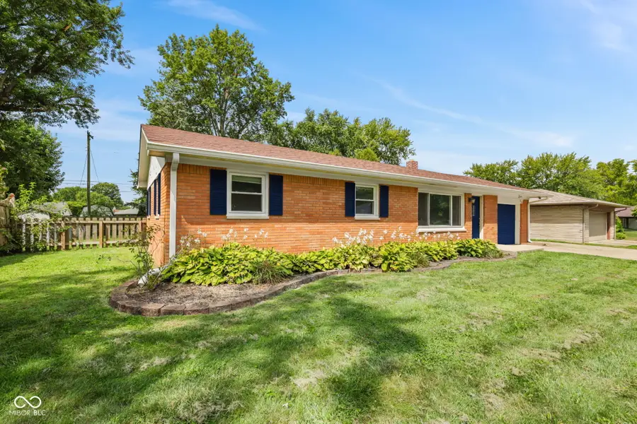 714 Howard Drive, Greenwood, IN 46142 - #2
