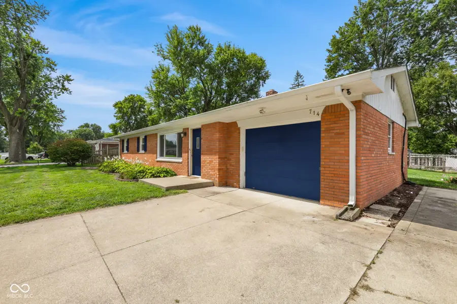 714 Howard Drive, Greenwood, IN 46142 - #3