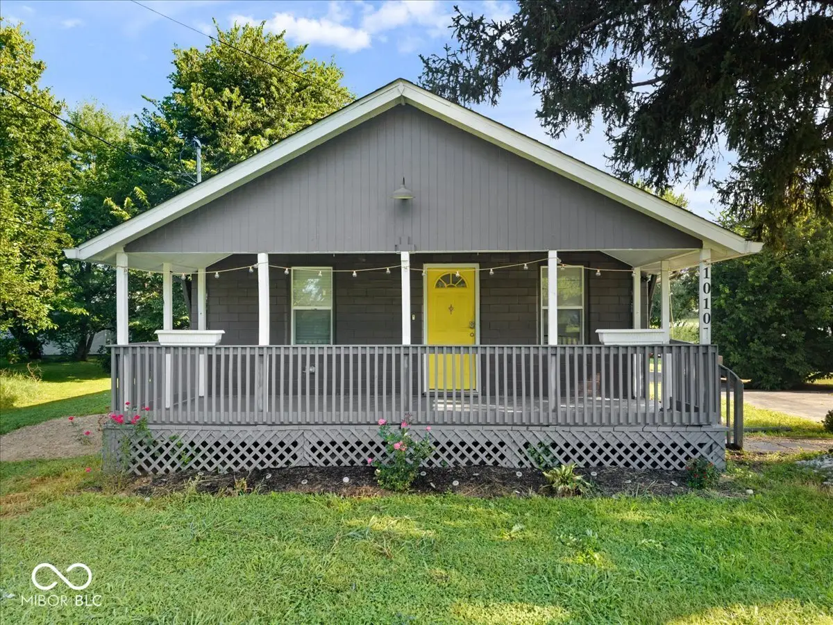 1016 W Epler Avenue, Indianapolis, IN 46217 - #1