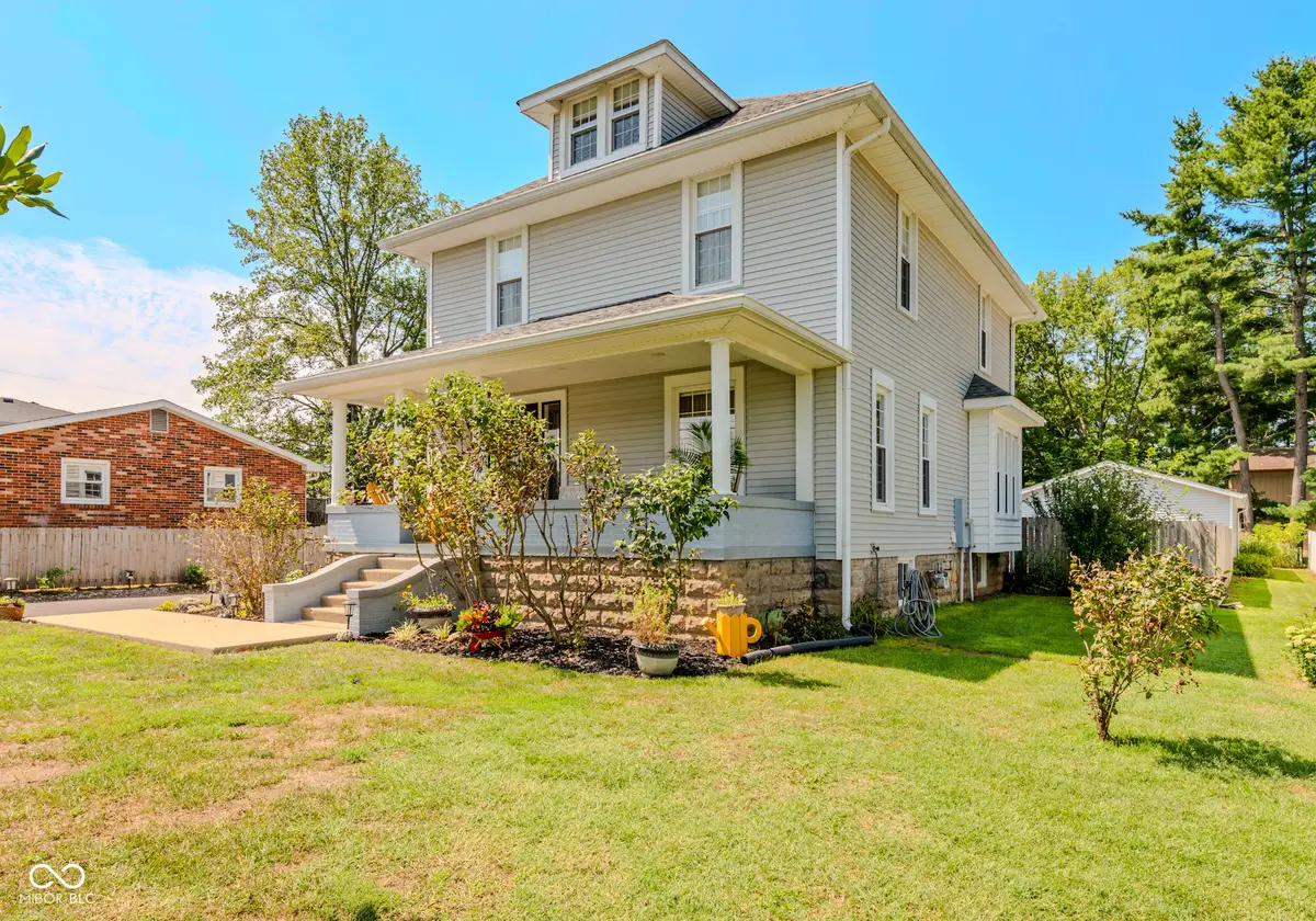 1306 S Walnut Street, Seymour, IN 47274 - #1