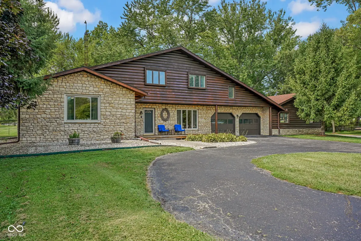 1342 N 500 E, Columbus, IN 47203 - #1