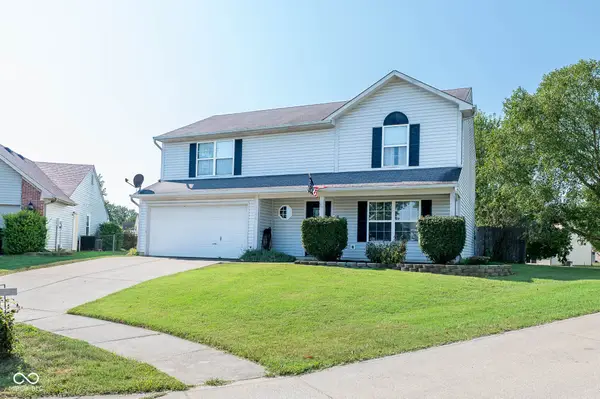 8146 Sunset Court, Columbus, IN 47201