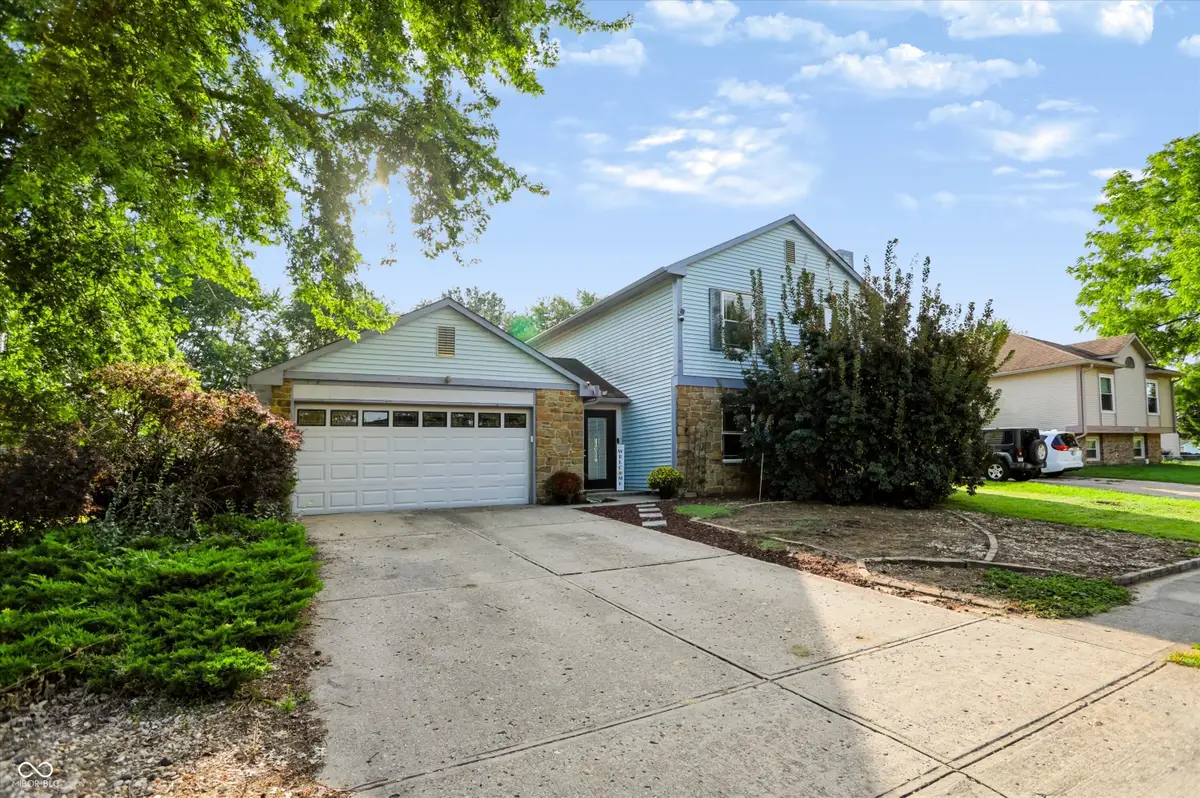 7549 Southern Lakes Drive, Indianapolis, IN 46237 - #1