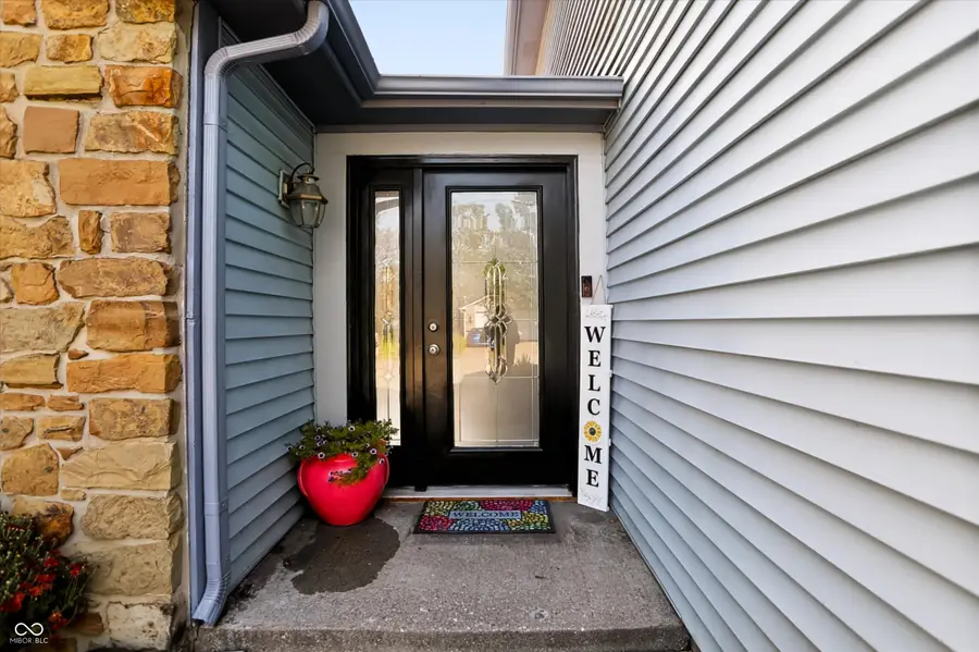 7549 Southern Lakes Drive, Indianapolis, IN 46237 - #3