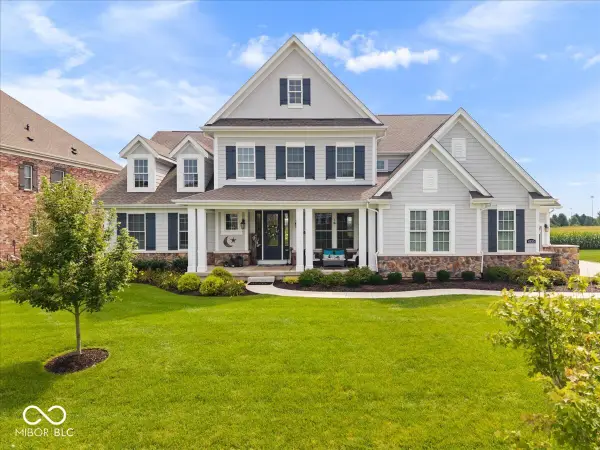 4635 Hastings Drive, Zionsville, IN 46077