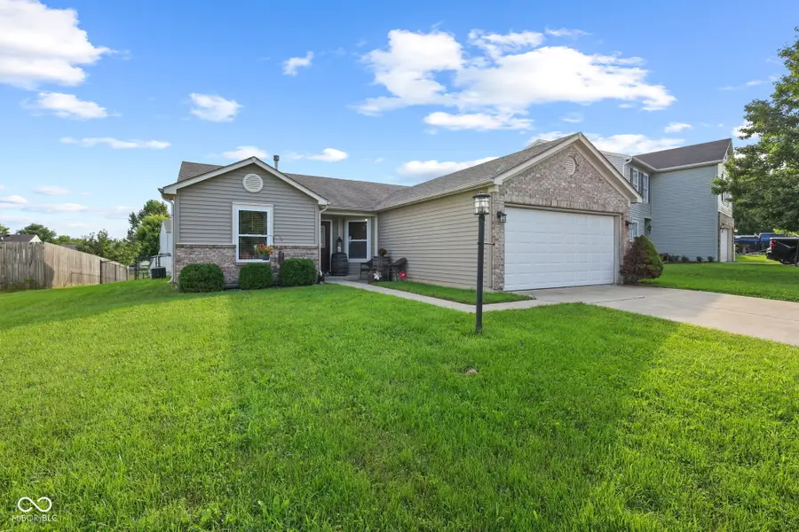 207 Creekview Drive, Danville, IN 46122 - #2