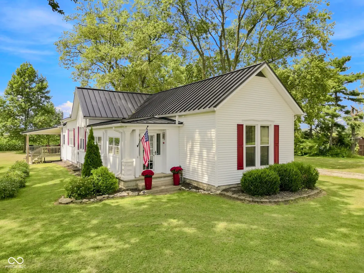 12140 N Marr Road, Columbus, IN 47203 - #1