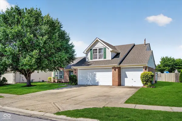 804 Weeping Way Lane, Avon, IN 46123