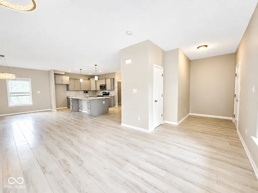 7252 Lockford Walk N, Avon, IN 46123 - #3