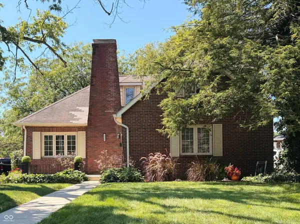 2224 Lafayette Avenue, Columbus, IN 47201