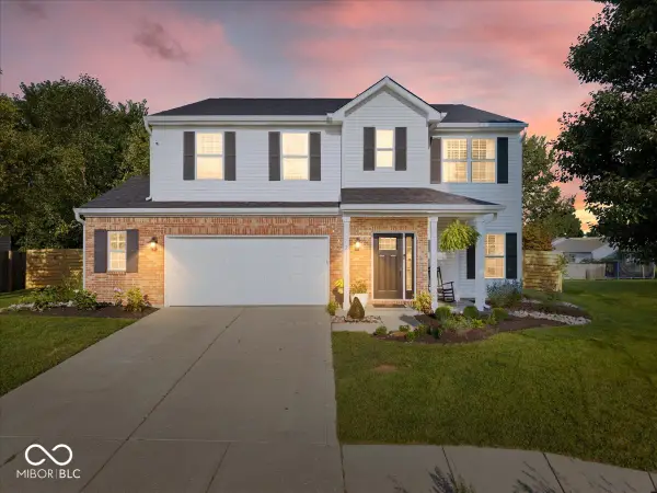 2818 Limber Pine Drive, Whiteland, IN 46184