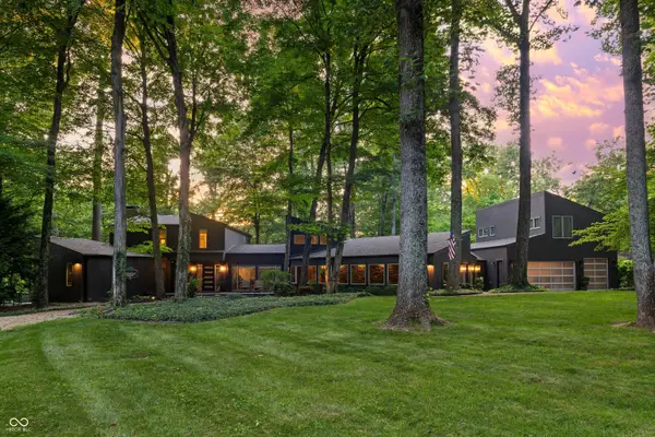 7502 S Susan Lane, Trafalgar, IN 46181