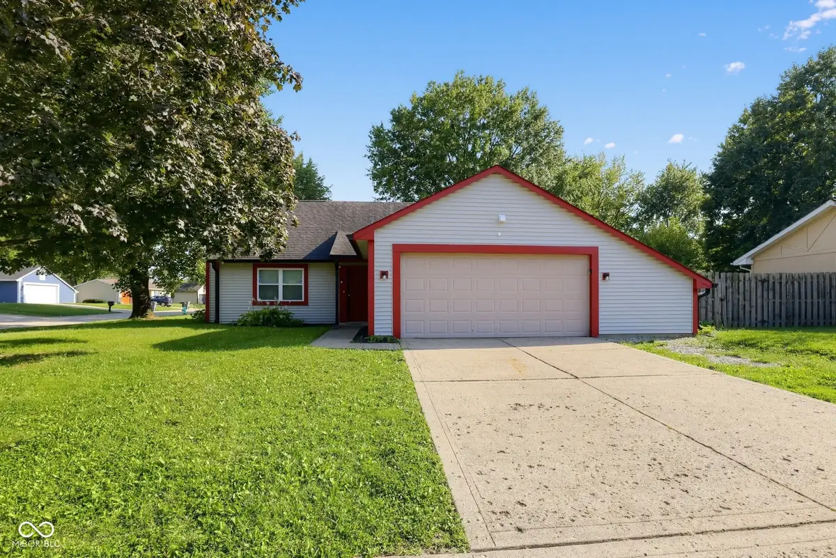 8325 Farmhill Road, Indianapolis, IN 46231 - #1