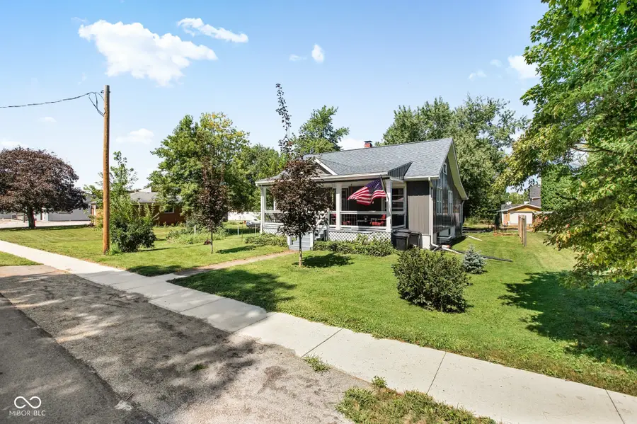 106 E Cherry Street, Advance, IN 46102 - #3