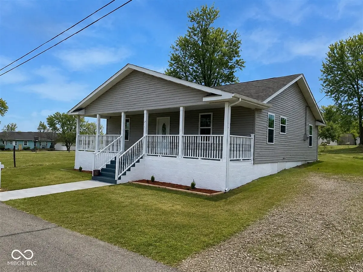 651 Union Street, Hope, IN 47246 - #1