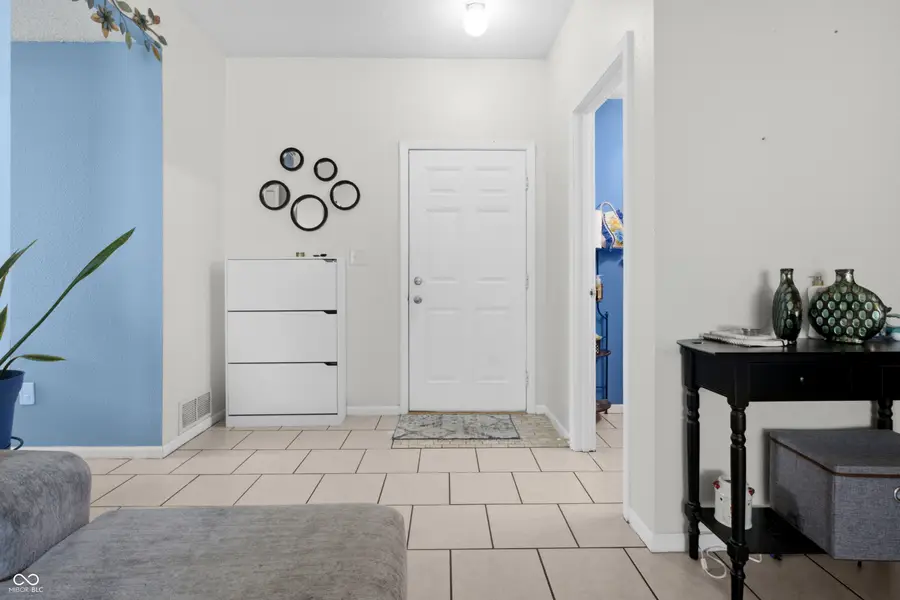 3087 Rolling Knoll Lane, Columbus, IN 47201 - #3