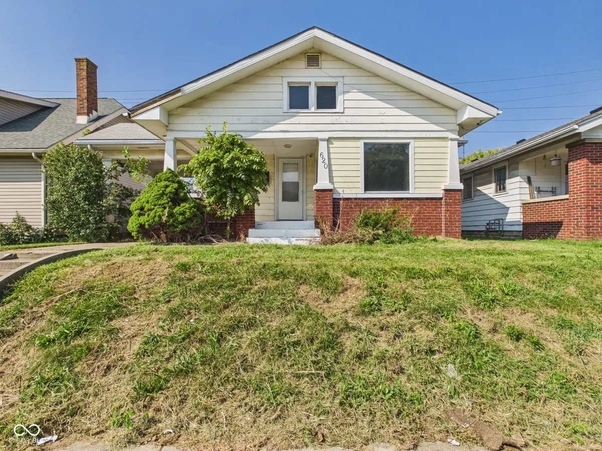 620 E 29th Street, Anderson, IN 46016 - #1