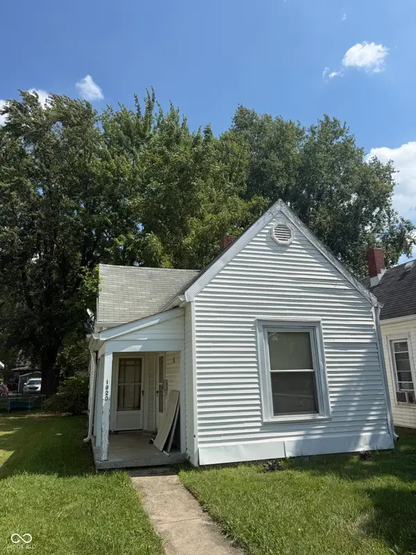 1920 Main Street, Anderson, IN 46016