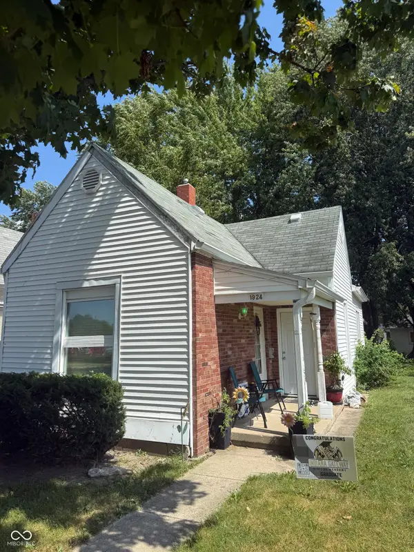 1924 Main Street, Anderson, IN 46016