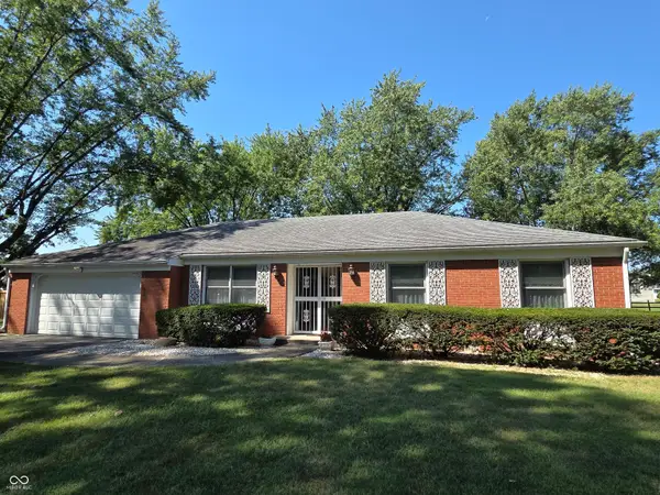 1581 Crest Drive, Shelbyville, IN 46176
