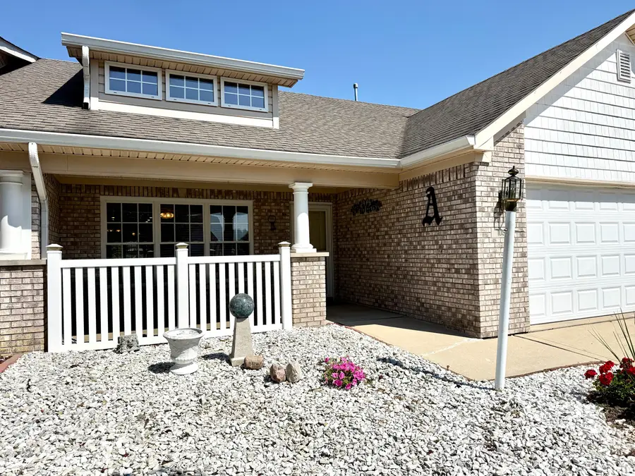 1059 Hilltop Commons Boulevard, Whiteland, IN 46184 - #3
