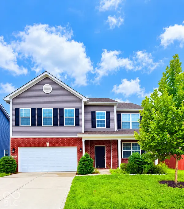 2909 Pointe Bay Road, Indianapolis, IN 46229