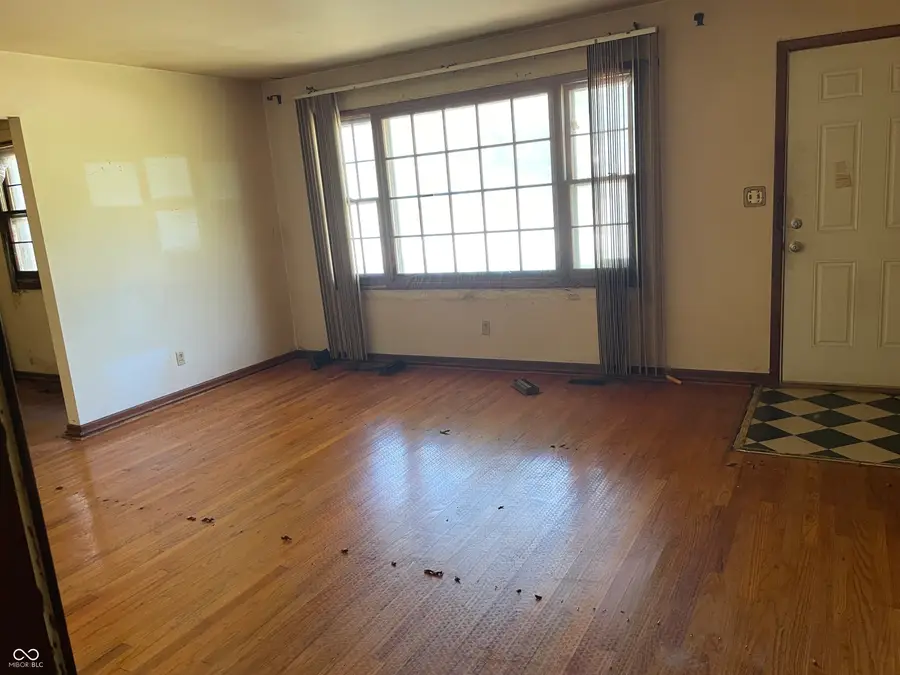 8705 E 45th, Indianapolis, IN 46226 - #2