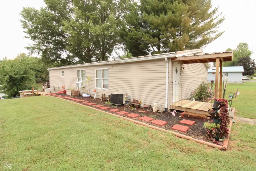 3358 Blynshire Circle, North Vernon, IN 47265 - #2