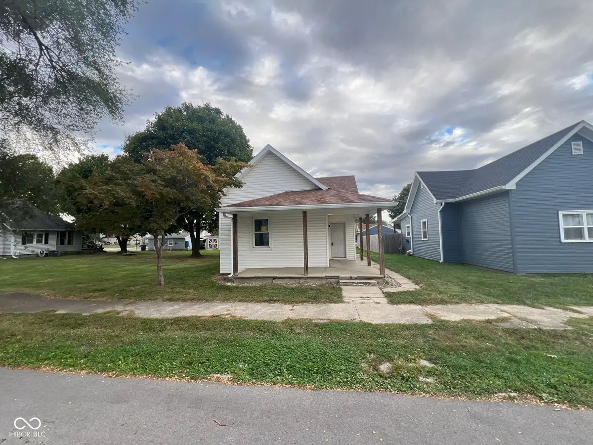 2312 S B Street, Elwood, IN 46036 - #1