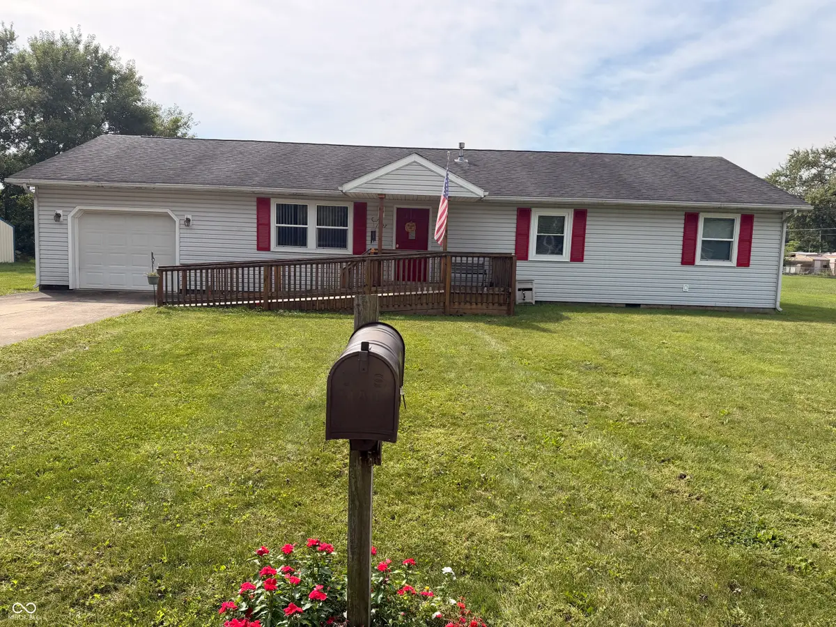 1927 W 11th Street, Marion, IN 46953 - #1