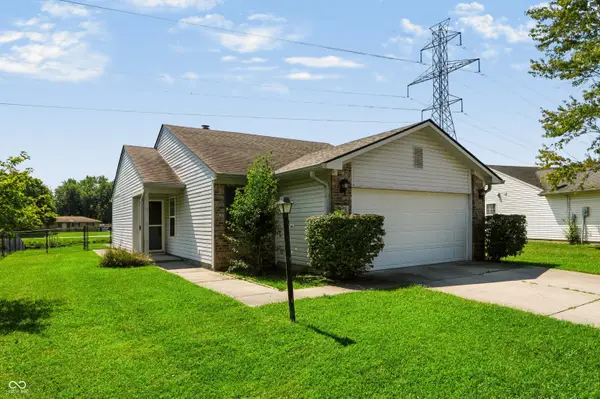 8445 Coralberry Lane, Indianapolis, IN 46239
