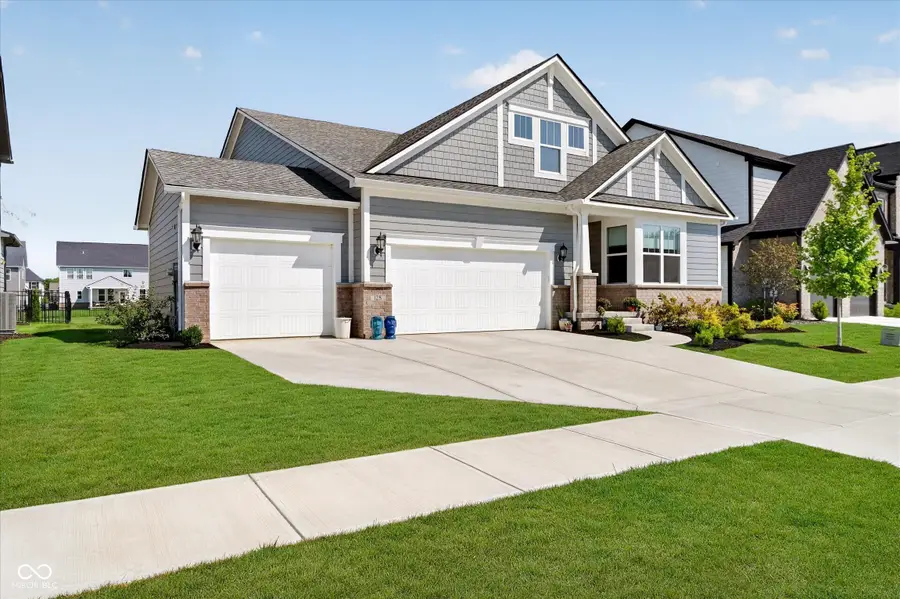 128 Creststone Boulevard, Westfield, IN 46074 - #2