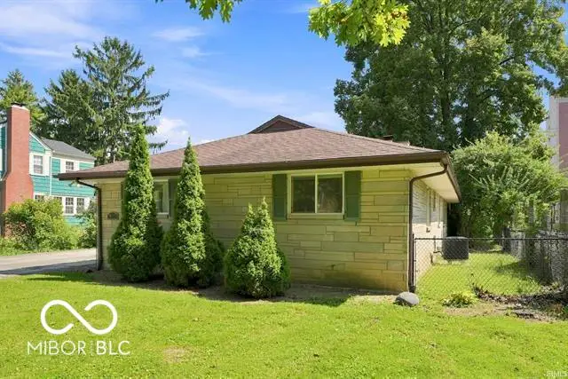912 N Warwick Drive, Muncie, IN 47304 - #3