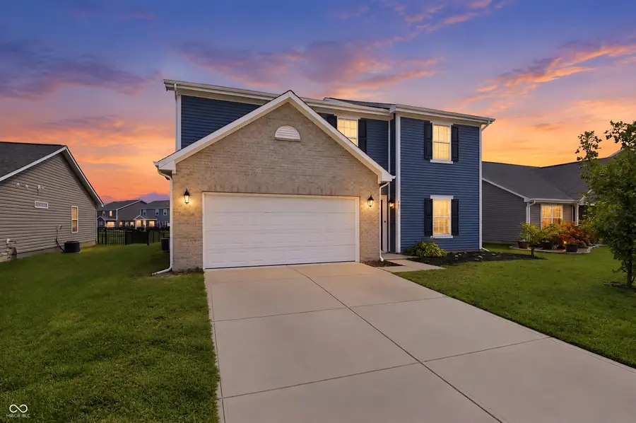 485 Haywood Drive, Greenfield, IN 46140 - #2