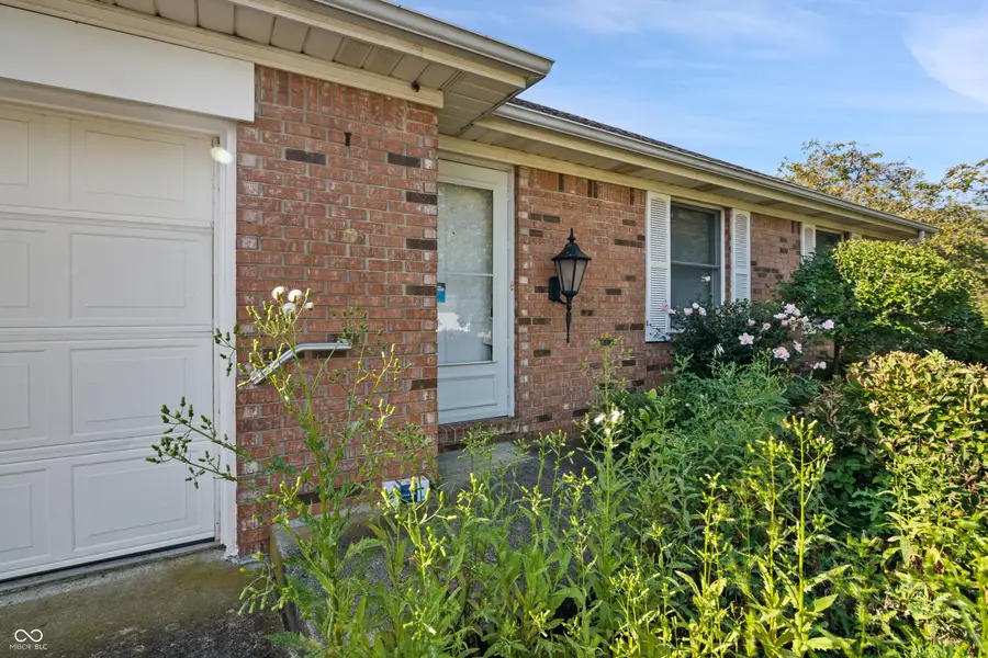 127 Dover Boulevard N, Brownsburg, IN 46112 - #2