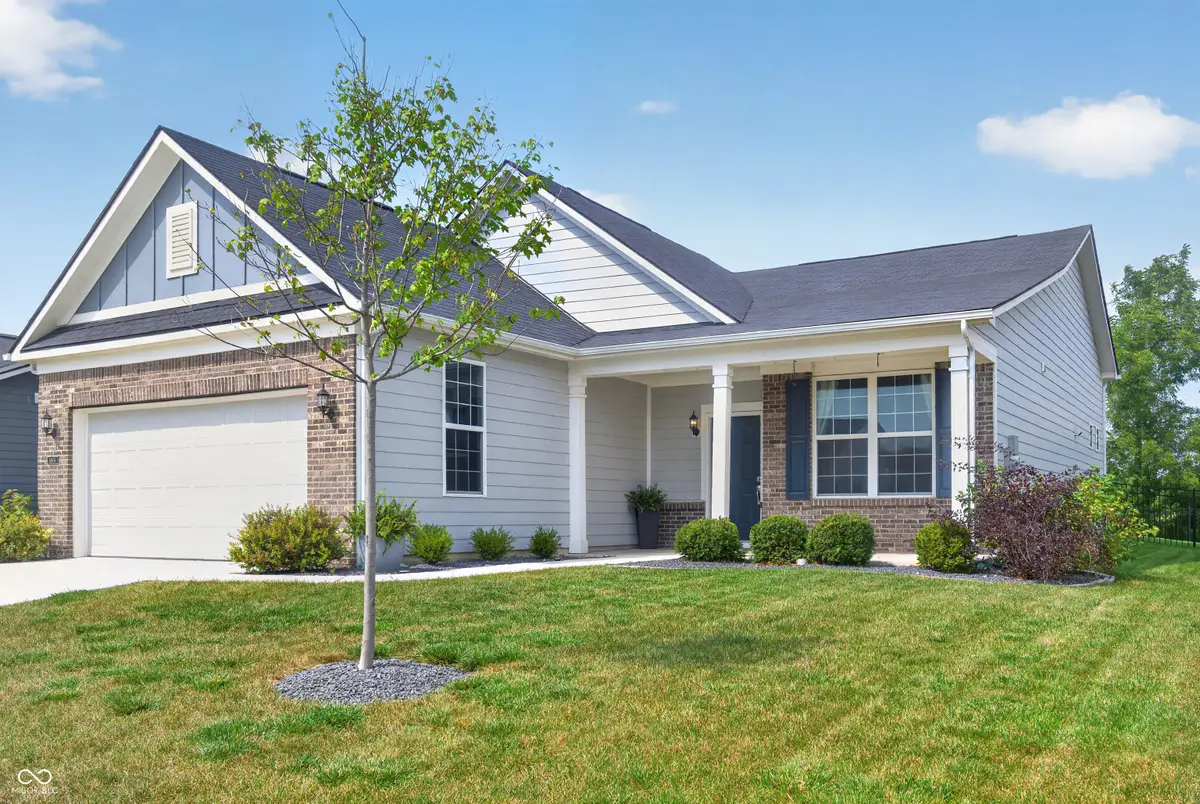 5806 Walkabout Way, Brownsburg, IN 46112 - #1