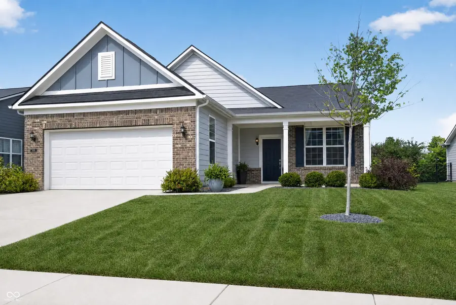 5806 Walkabout Way, Brownsburg, IN 46112 - #2