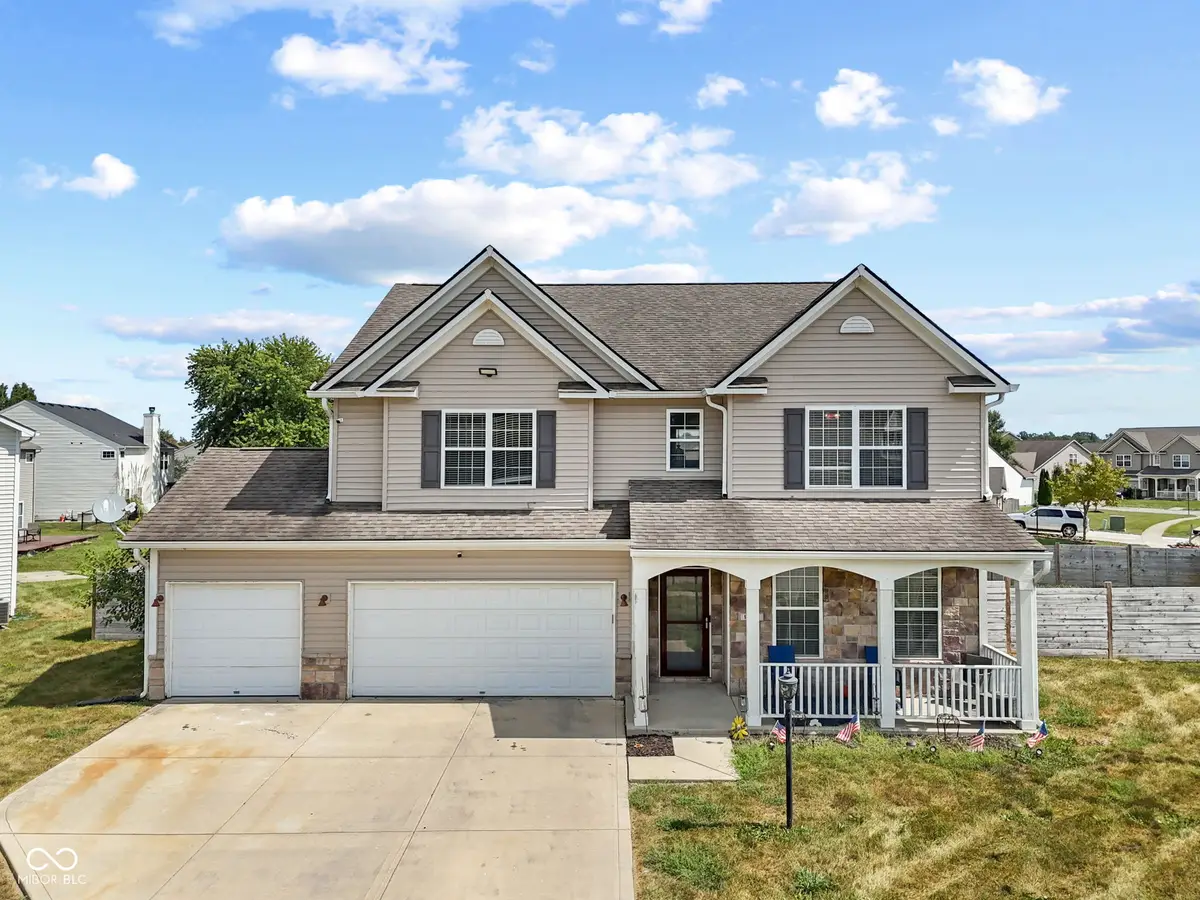 9471 Treyburn Lakes Drive, Indianapolis, IN 46239 - #1