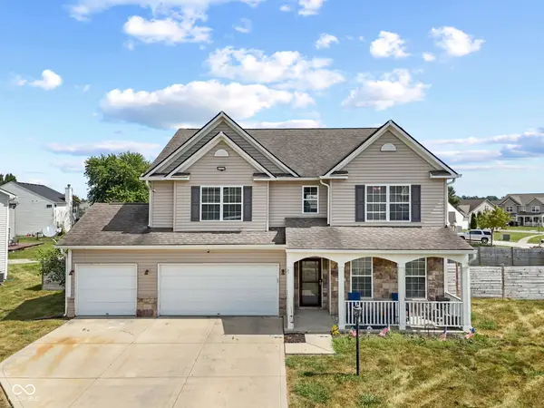 9471 Treyburn Lakes Drive, Indianapolis, IN 46239
