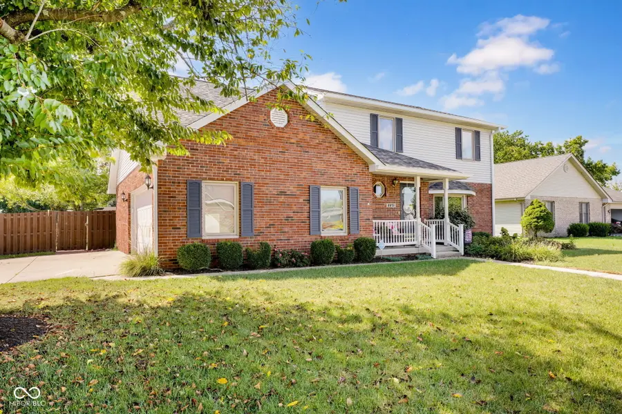 2251 Reston Lane, Columbus, IN 47203 - #2
