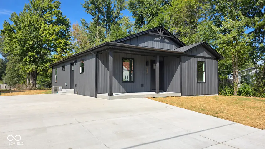 302 Moore Street, Crothersville, IN 47229 - #2