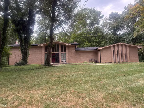5505 Far Hill Road, Indianapolis, IN 46226