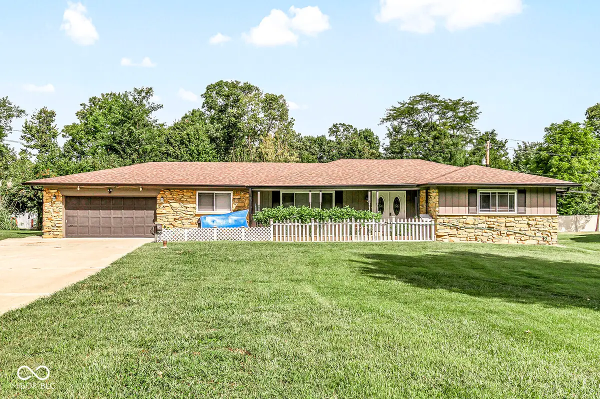 4006 Dundee Drive, Indianapolis, IN 46237 - #1